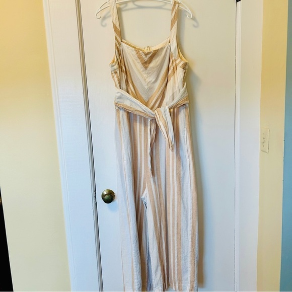 Anthropologie Savannah Jumpsuit Stripe Linen Tan White Neutral Wide Crop Leg 14 - Picture 6 of 16